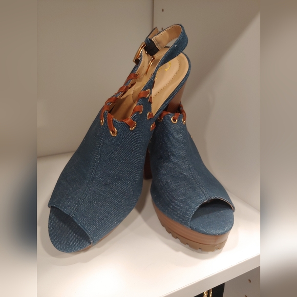 Cato Comfort denim peep toe block heel size 10 - Picture 2 of 5